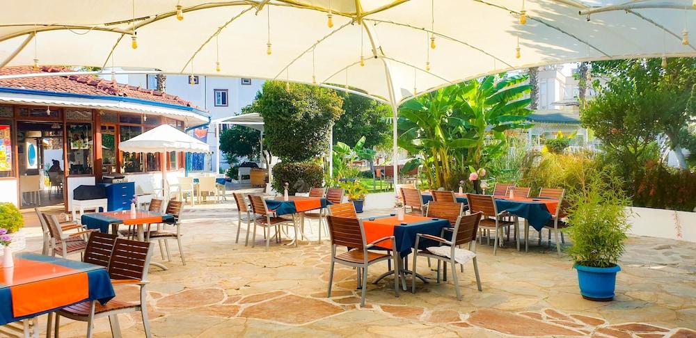 קמר Erendiz Garden Hotel מראה חיצוני תמונה